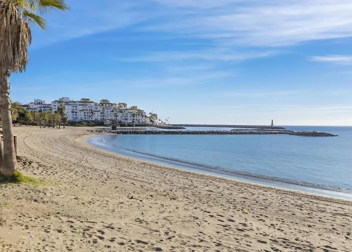 Medina Garden 201 *